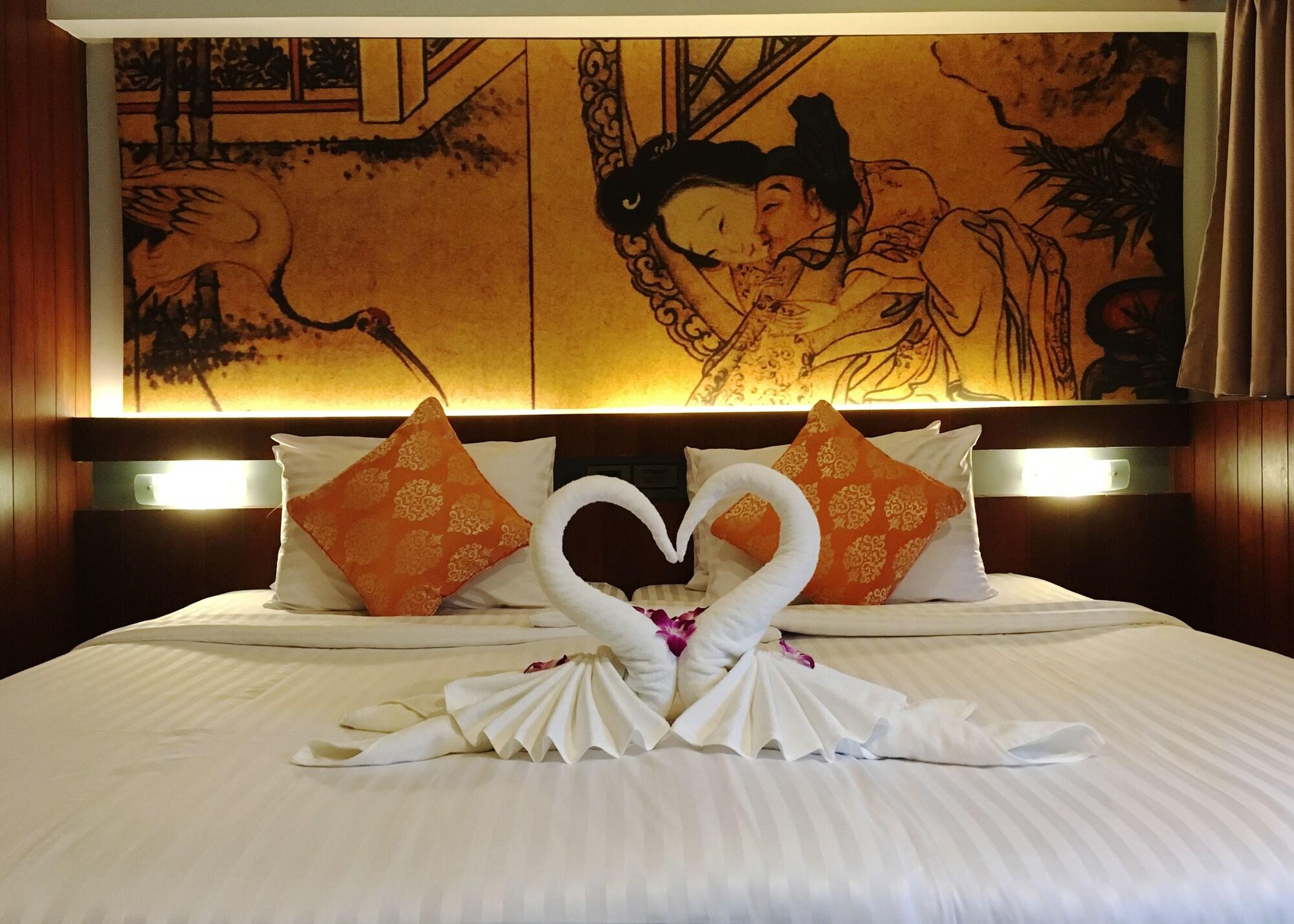 Lap Roi Karon Beachfront By Shanaya Ngoại thất bức ảnh