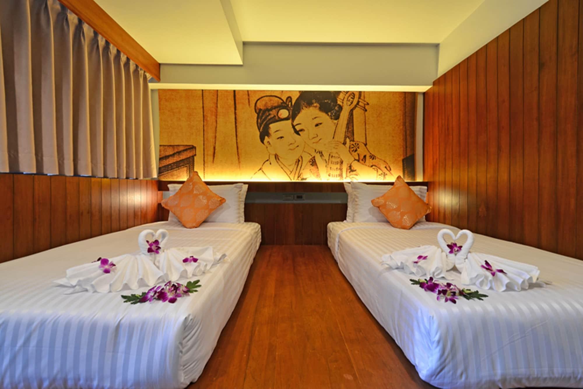 Lap Roi Karon Beachfront By Shanaya Ngoại thất bức ảnh