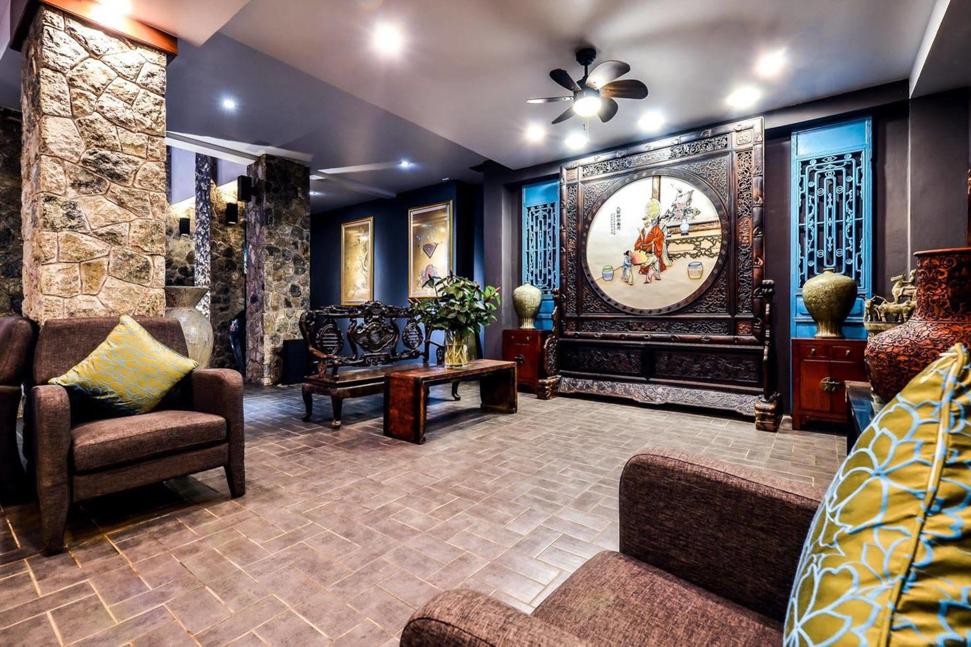 Lap Roi Karon Beachfront By Shanaya Ngoại thất bức ảnh