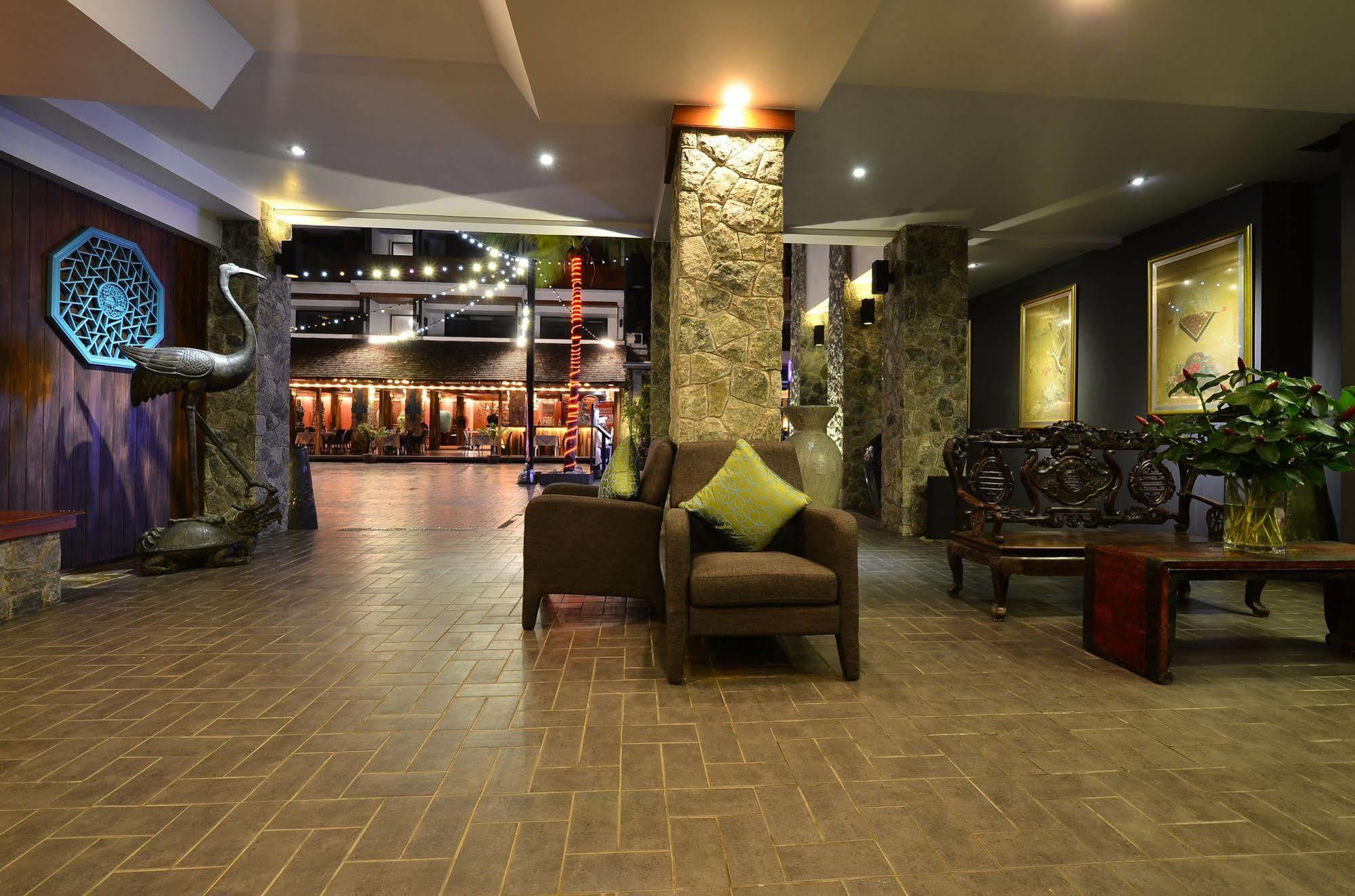 Lap Roi Karon Beachfront By Shanaya Ngoại thất bức ảnh