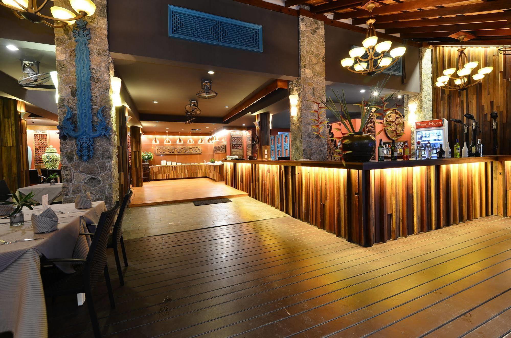 Lap Roi Karon Beachfront By Shanaya Ngoại thất bức ảnh