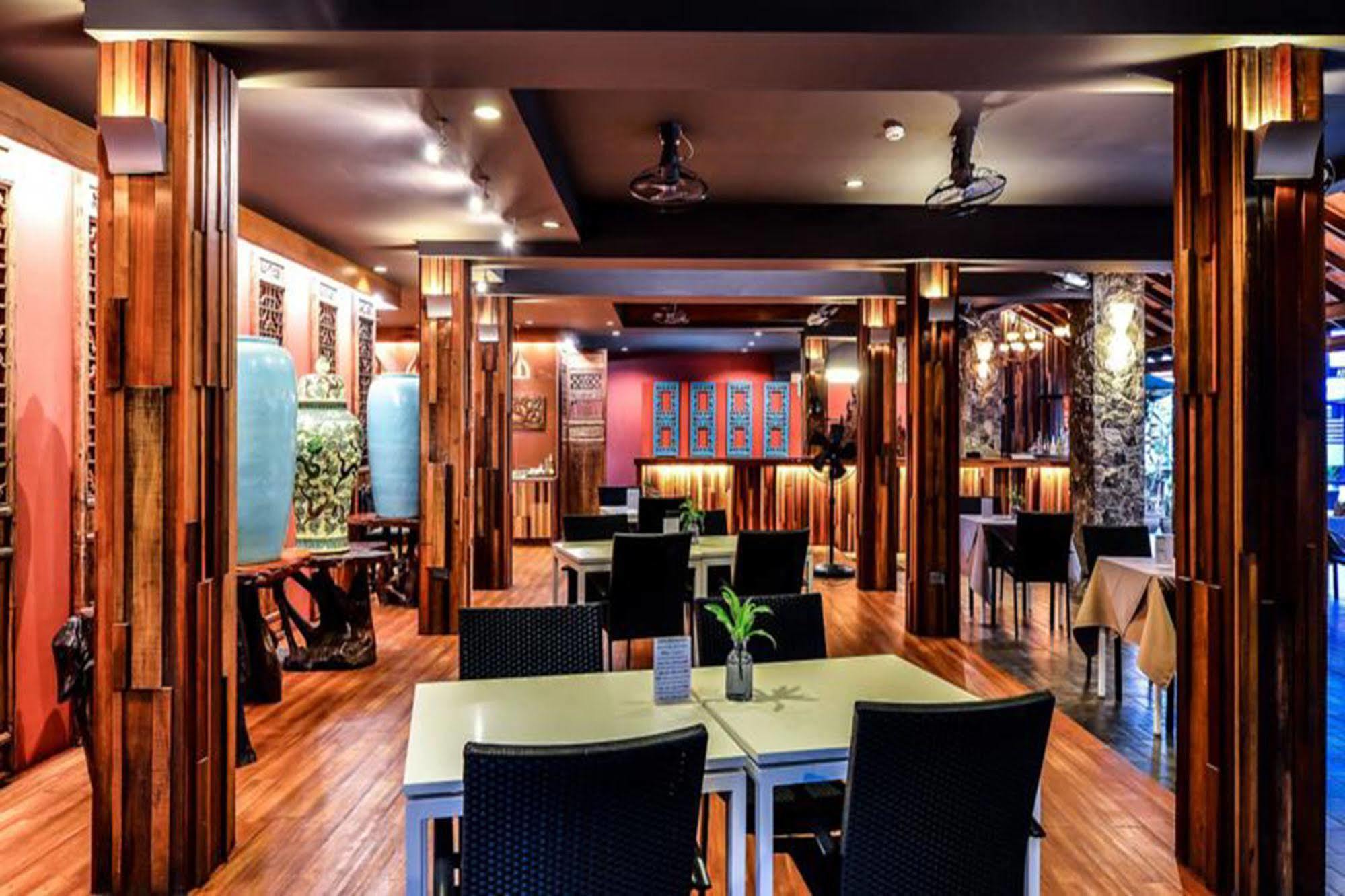Lap Roi Karon Beachfront By Shanaya Ngoại thất bức ảnh