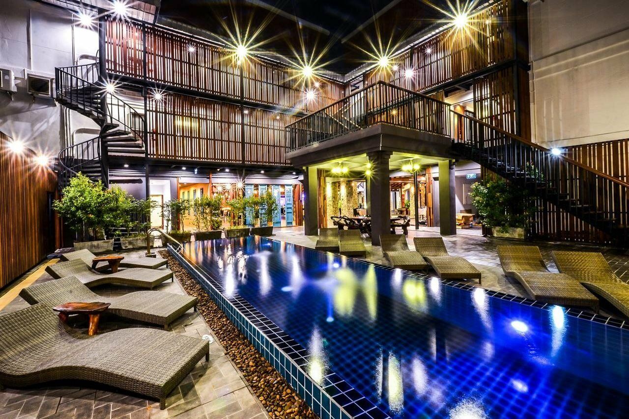 Lap Roi Karon Beachfront By Shanaya Ngoại thất bức ảnh